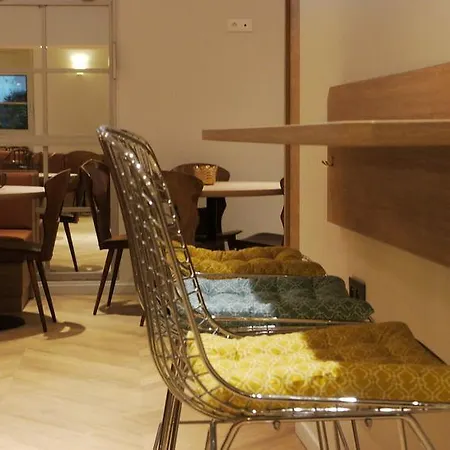Ibis Styles Nation Porte De Montreuil Hotel Parigi
