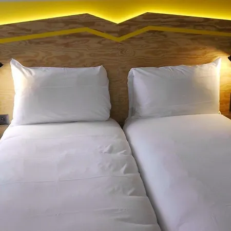 Ibis Styles Nation Porte De Montreuil Hotel