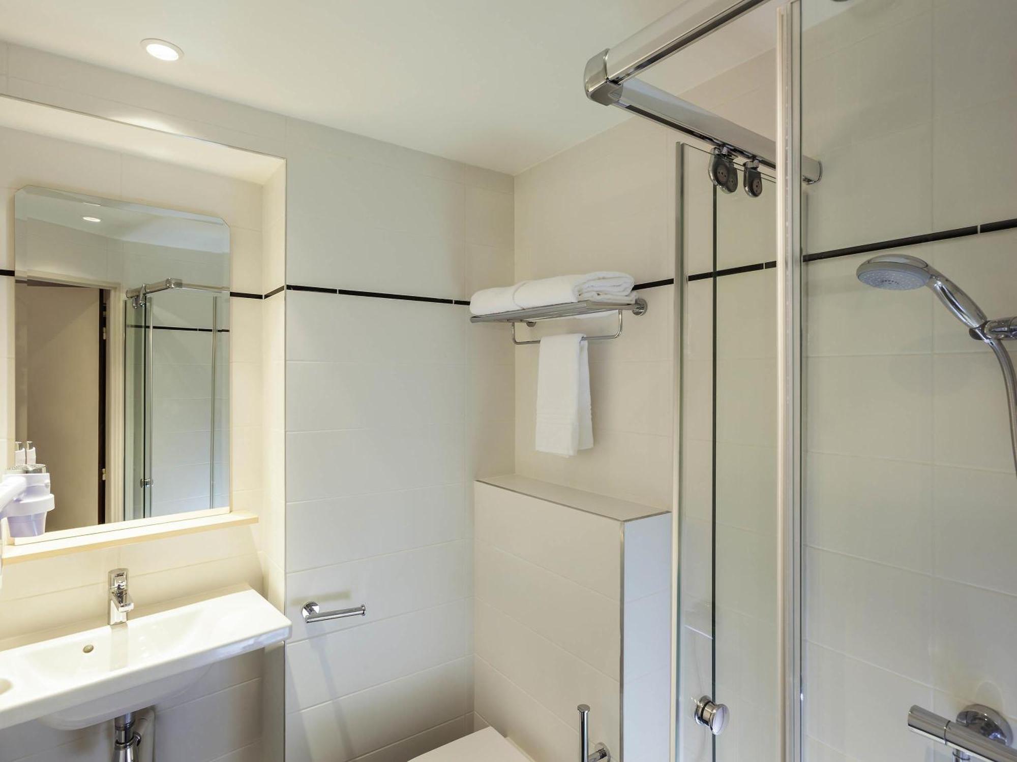 Ibis Styles Nation Porte De Montreuil Hotel 3*